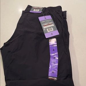 NWT outdoor hiking capris “travel pant”